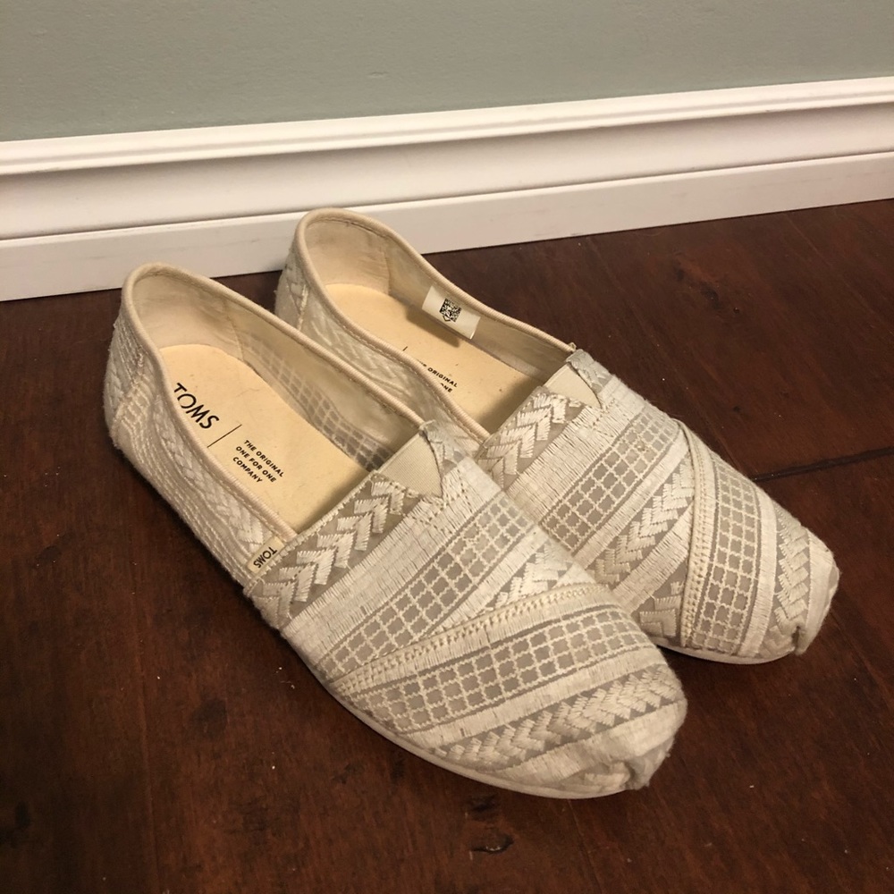 White Toms Alpergata shoe